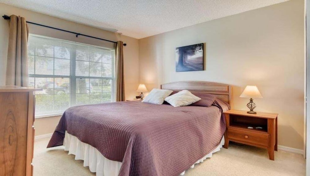 Emerald Magic - 5 Br W/ Private Pool -near Disney 5 Bedroom Villa