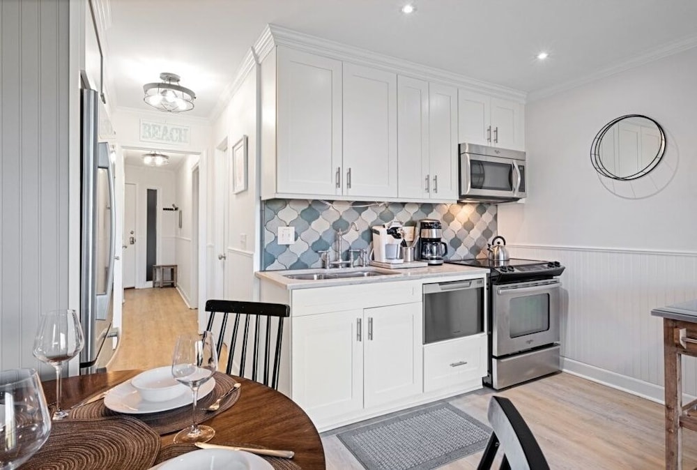 Palmetto Breeze - Monthly Rates! 1 Bedroom Condo