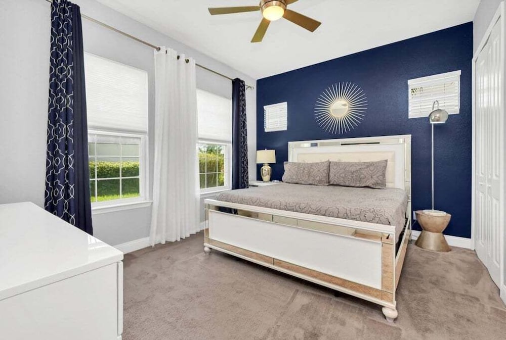 5 Bed Multiple Bunks Perfect For Kids With Pool! 5 Bedroom Townhouse