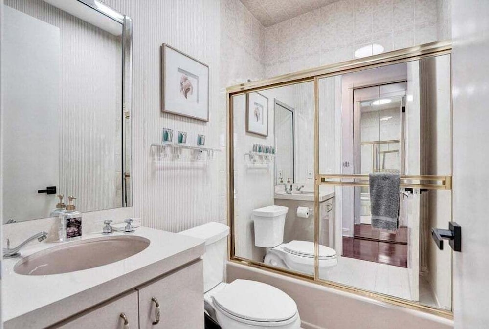 6br Elegant Hollywood Lakes Mansion W/ Pool & Spa 6 Bedroom Home