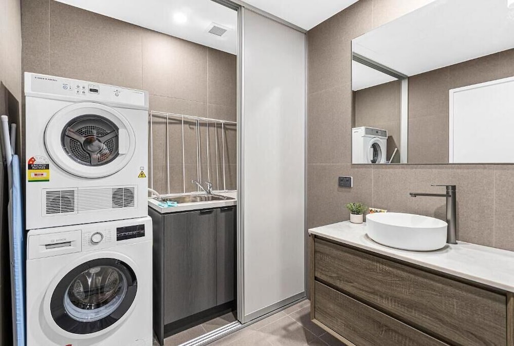 Astra Apartments Wollongong Kembla St.
