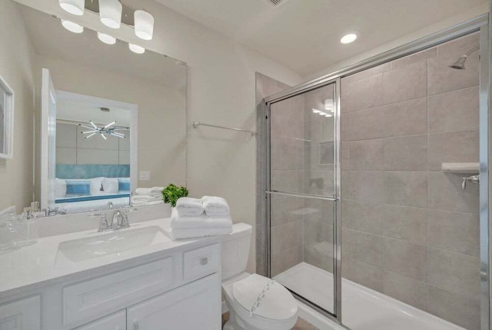 Everyone's Family Fun Home, Slides In Kids Rooms 10 Bedroom Villa