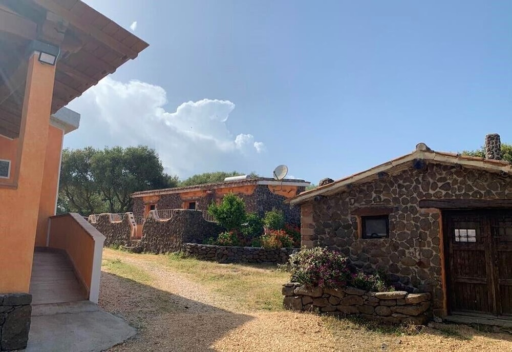 Agriturismo Vicino al Mare Gulunie view 2