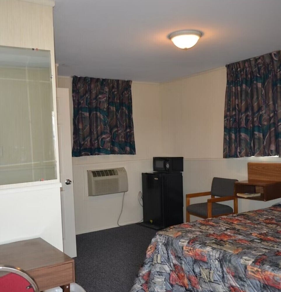 Tourest Motel