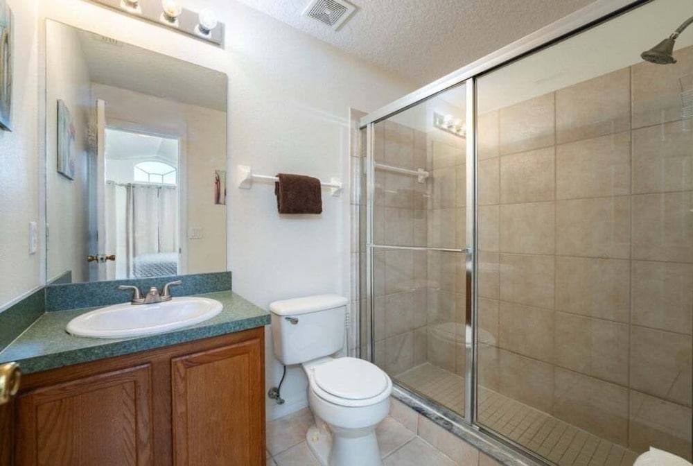 Cozy 4br Pool Home W/ Game Room Near Disney 4 Bedroom Villa
