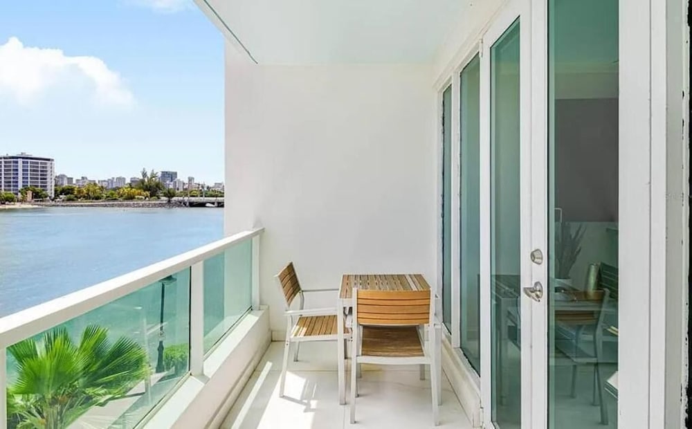 Ocean Breeze Villa