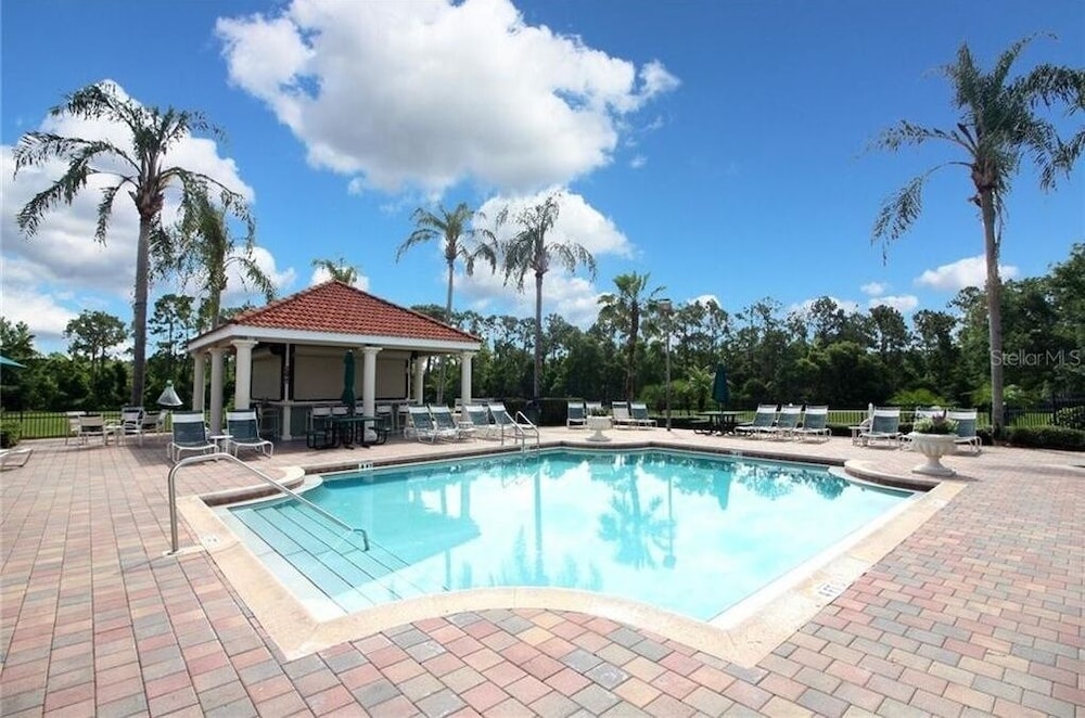 3br Townhome At Emerald Resort Near Disney 3 Bedroom Townhouse