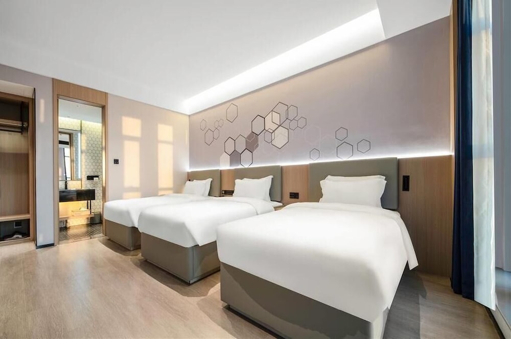 Microtel by Wyndham Anshun Xixiu