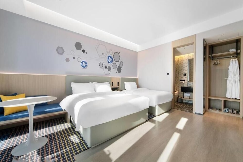Microtel by Wyndham Anshun Xixiu