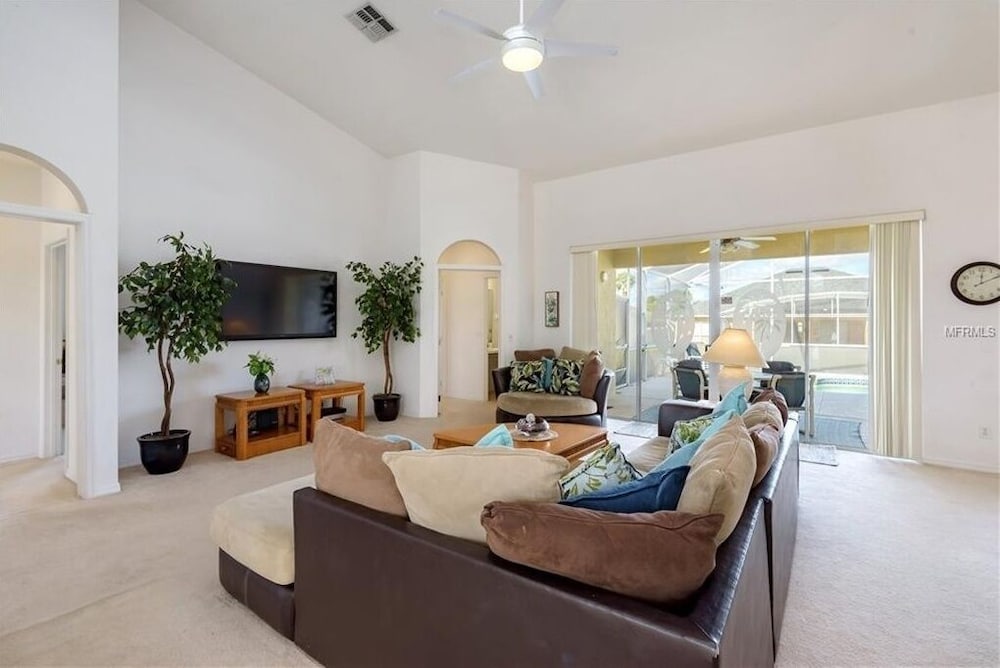 5br Villa At Highlands Reserve Golf & Country Club 5 Bedroom Villa