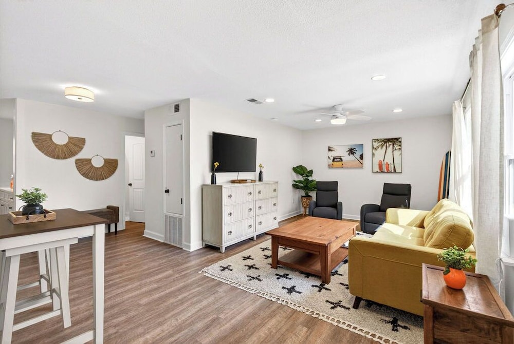 Porter Condos