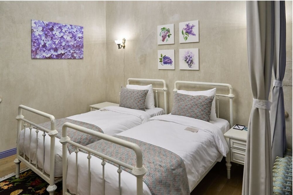 Yasemen Hotel