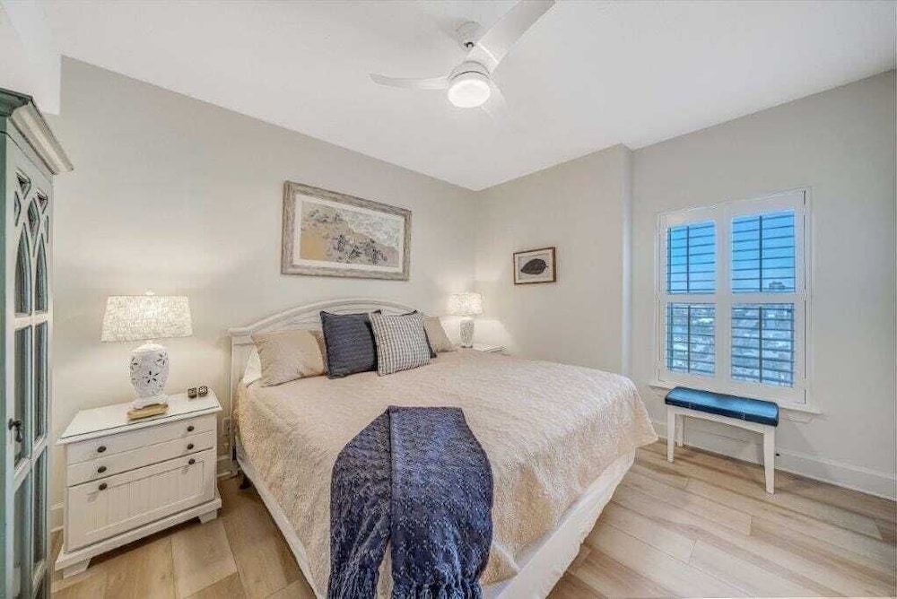 Coastal Hippy Chic by Avantstay Oceanfront, 2 Pools, Beach Chairs Incl