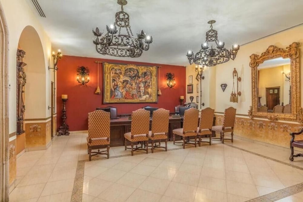 Hacienda Encantada