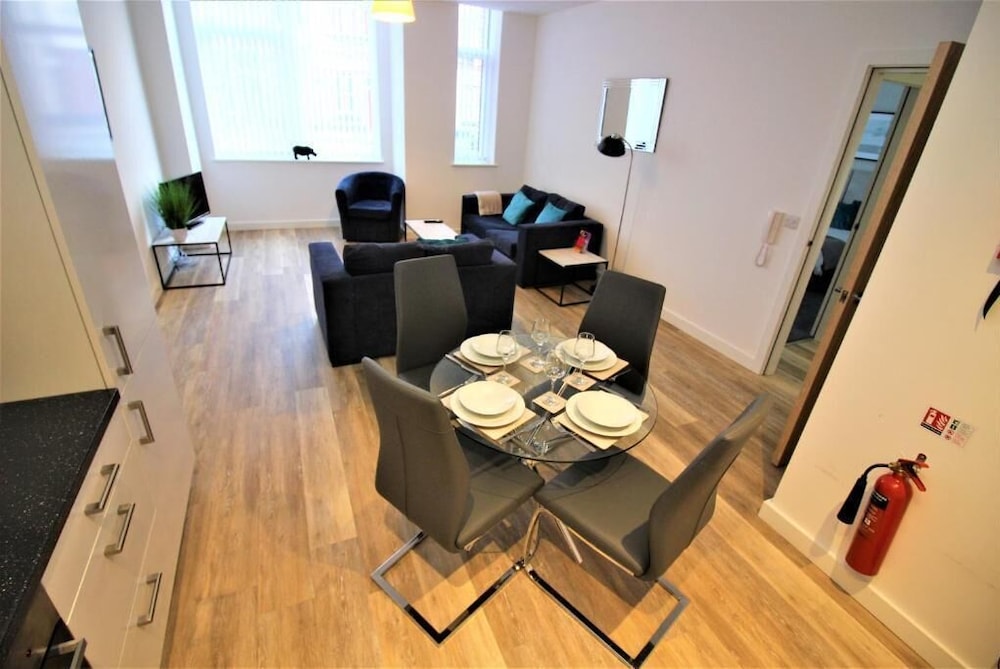 City Suites