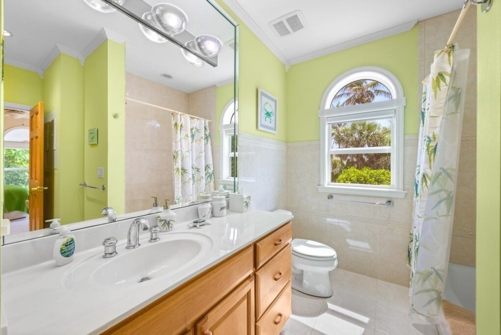 Paradise Found 4 Bedroom Home