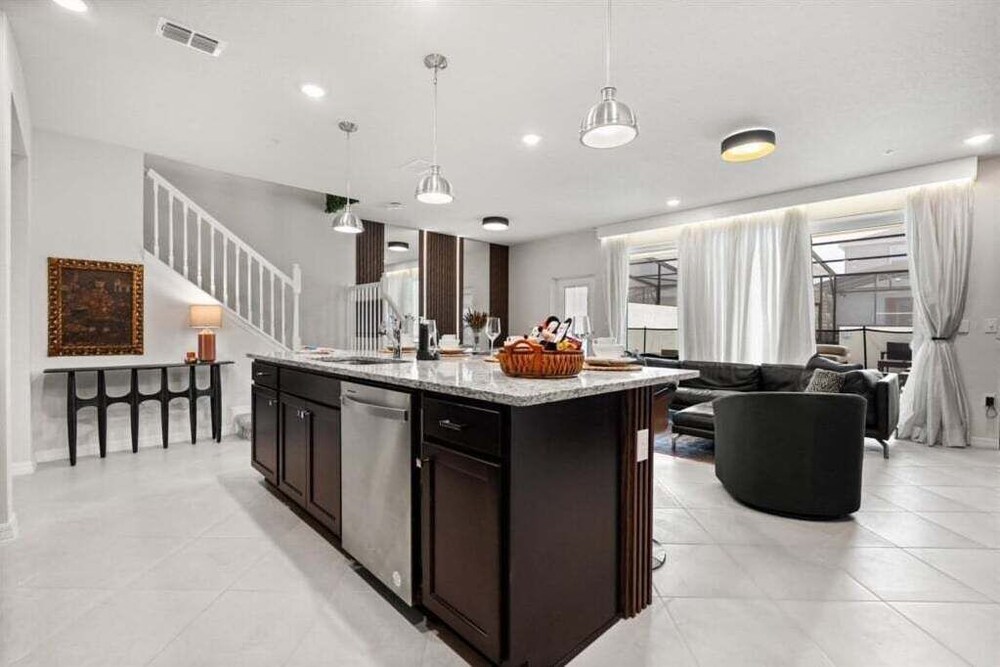 Stunning Resort Beautiful 5 Bed With Private Pool 5 Bedroom Townhouse
