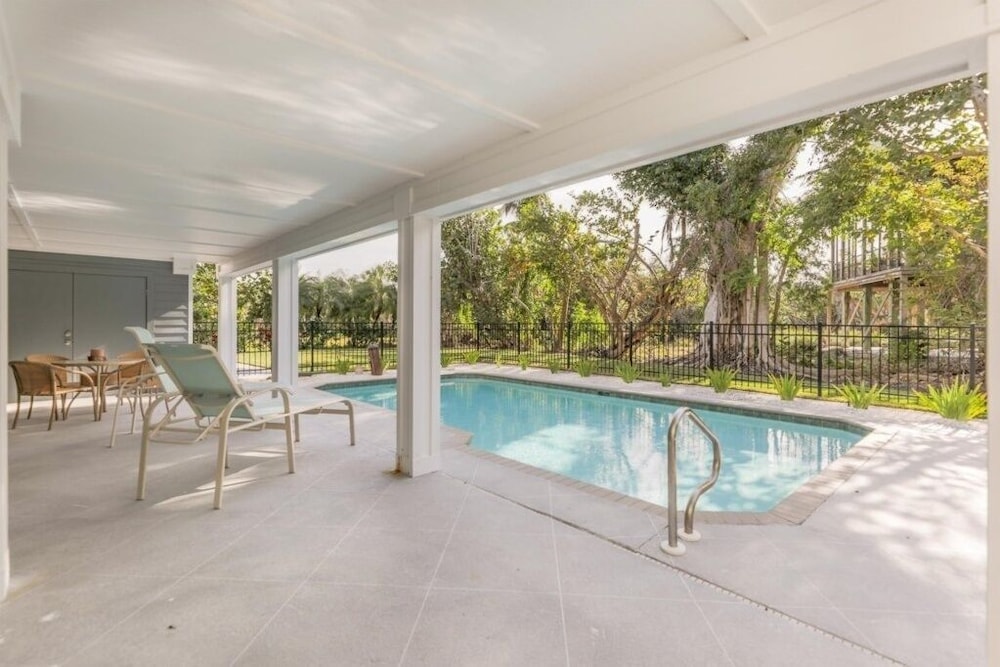 5294 Umbrella Pool Rd 3 Bedroom Home by RedAwning view 5
