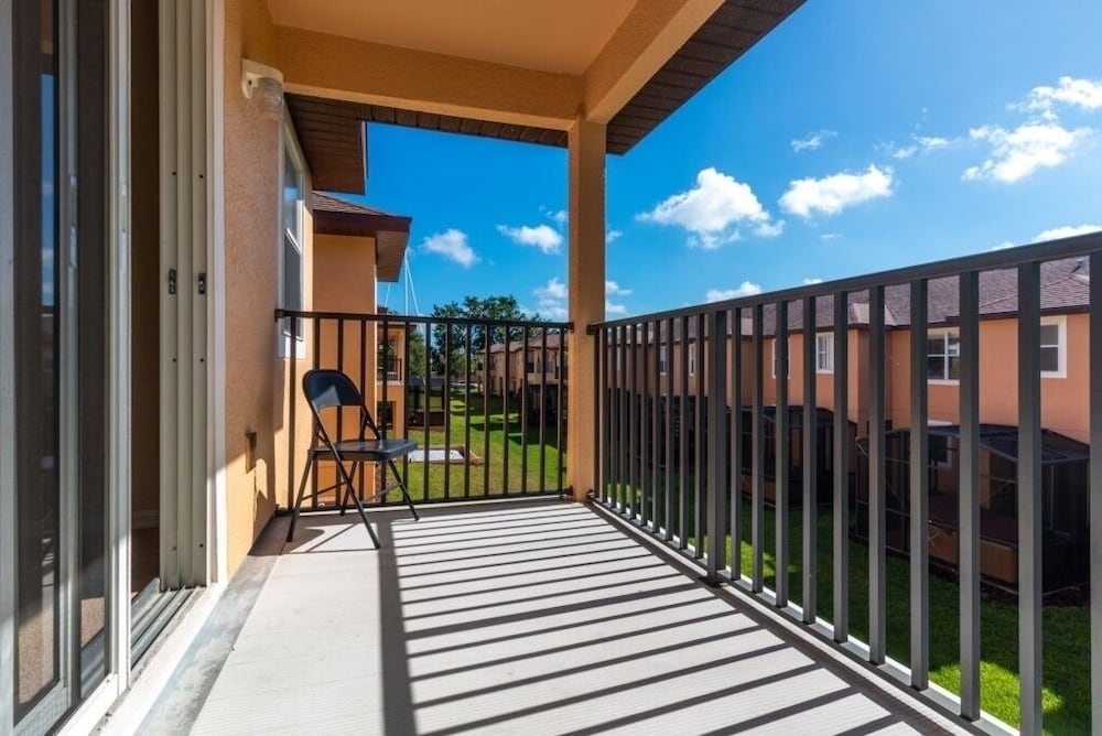 4br Townhome At Regal Oaks Resort Close To Disney 4 Bedroom Townhouse