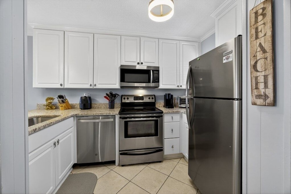 Coco Cabana - Monthly Rates Available! 2 Bedroom Condo