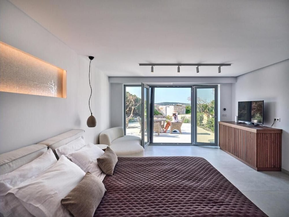 Empire Luxury Villas