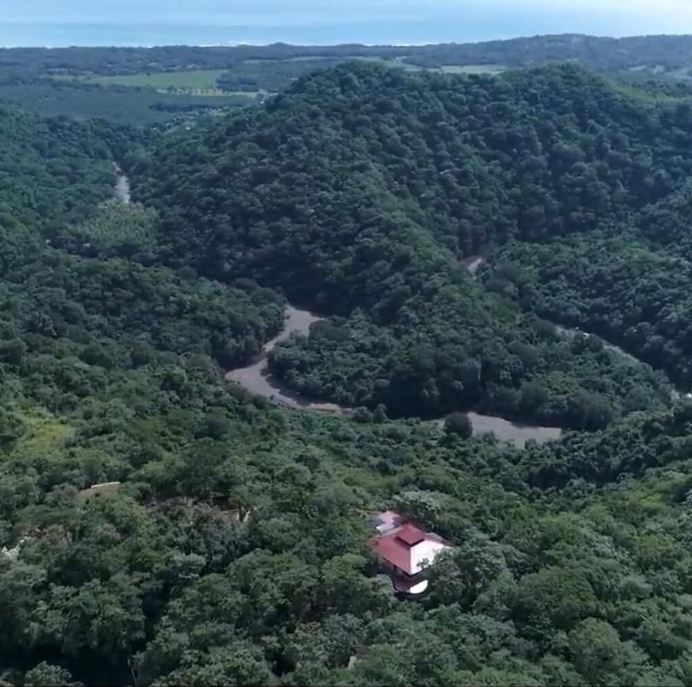 Tierra Encantada