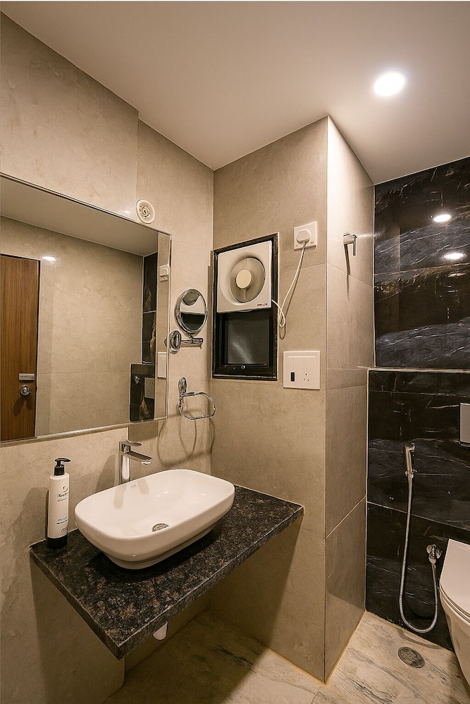 EcoXpress Satva Varanasi - 5 km from Kashi Vishwanath Temple, Varanasi