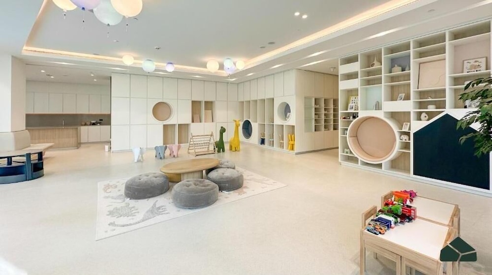 Roomszy Grande Residences Downtown Dubai