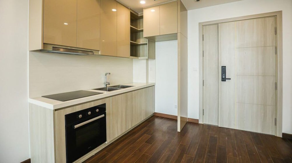 Luxhousing Masteri West Heights
