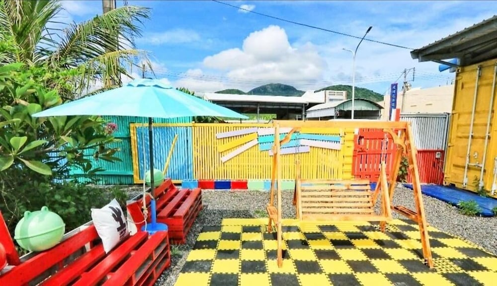 Pipe House Hostel