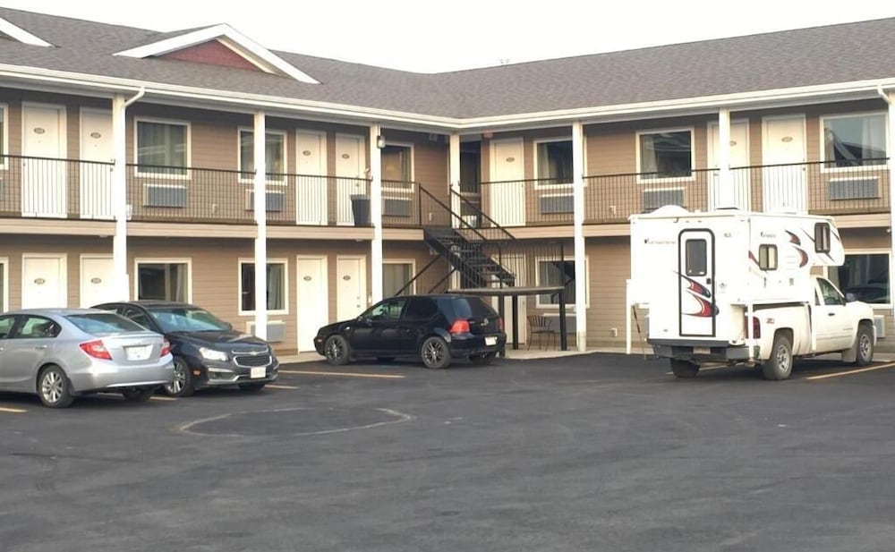 Voyageur Motel