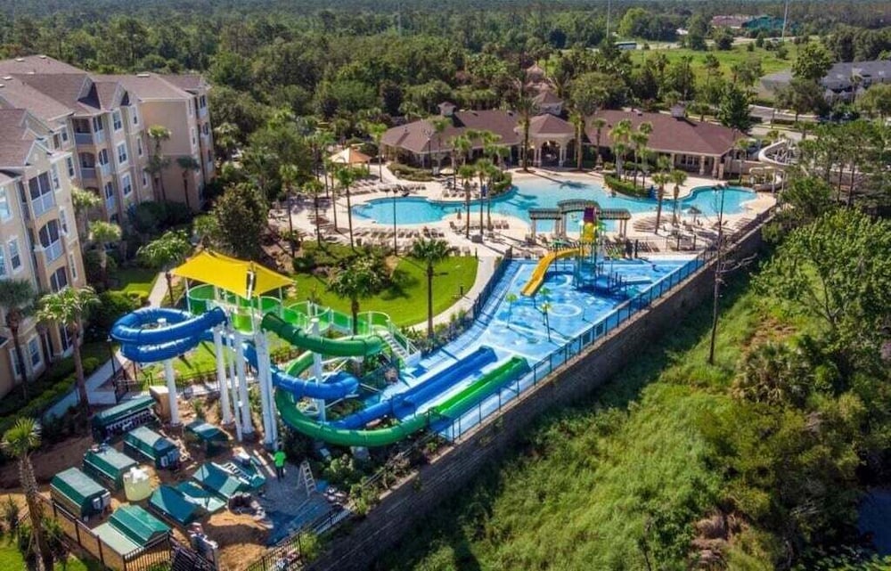 Windsor Hills Getaway: 3br, Pool, Near Disney 3 Bedroom Townhouse