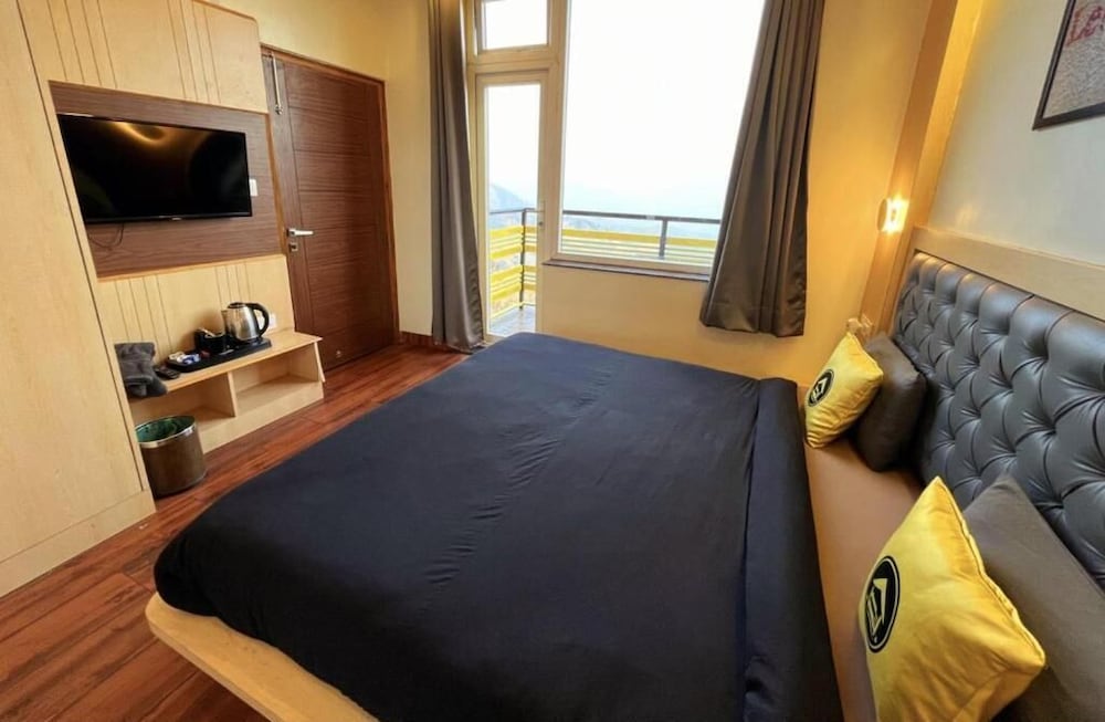 The Hosteller Kufri, Shimla