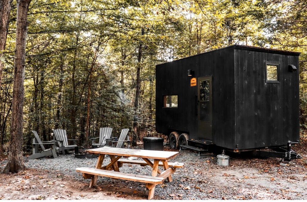 Postcard Cabins Dale Hollow, Outdoor Collection by Marriott Bonvoy