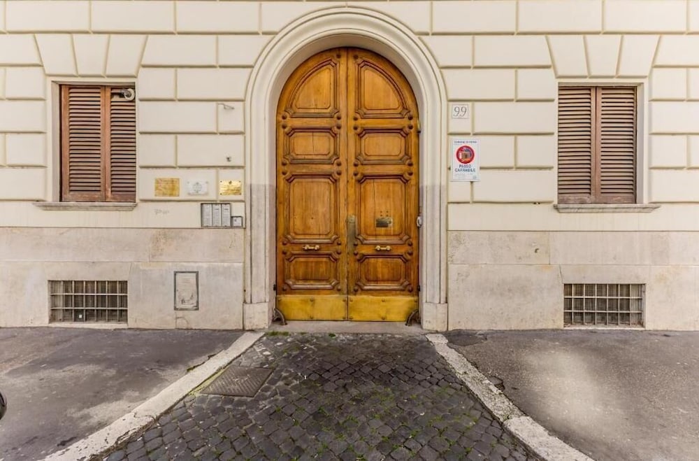Domina Livia Vaticano Roma