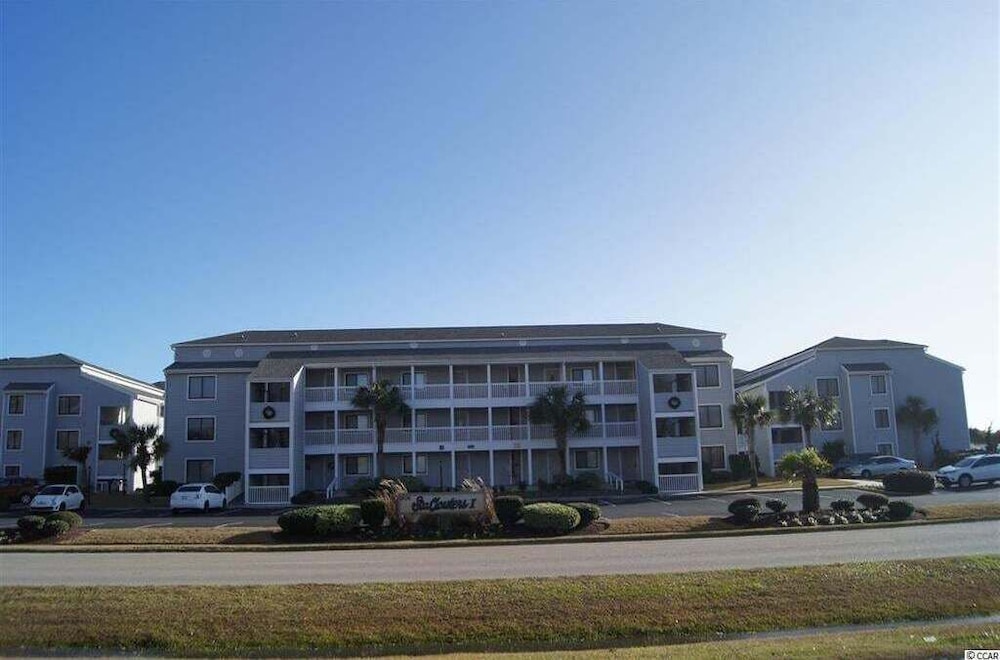 Sea Cloisters 105b 3 Bedroom Condo