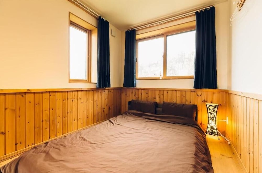 Toyako private log house