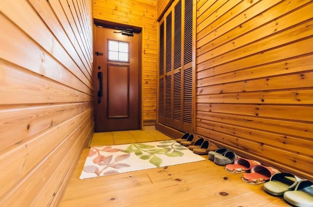 Toyako private log house