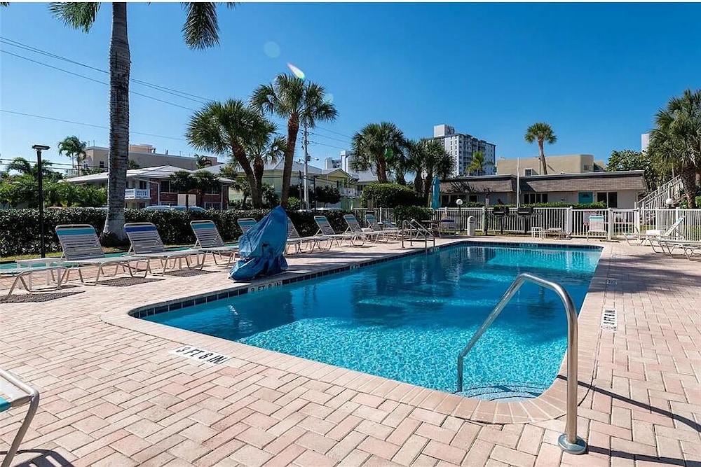 Pompano 3225