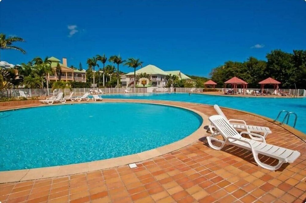 Anse des Rochers Beach & Pool Resort