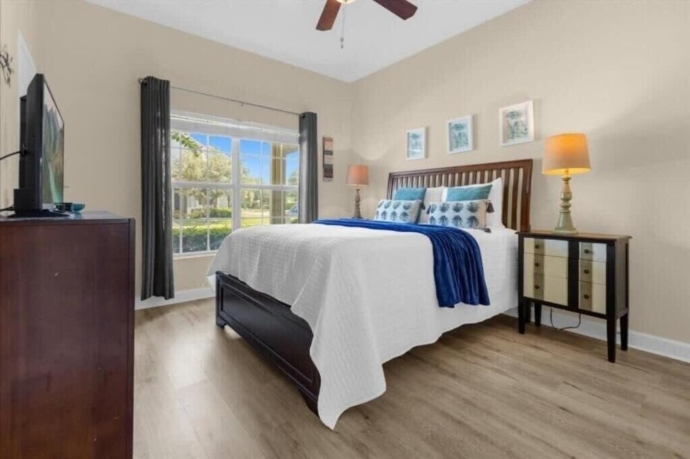 Sunny Paradise Retreat At Paradise Palms By Shine Villas 4 Bedroom Townhouse