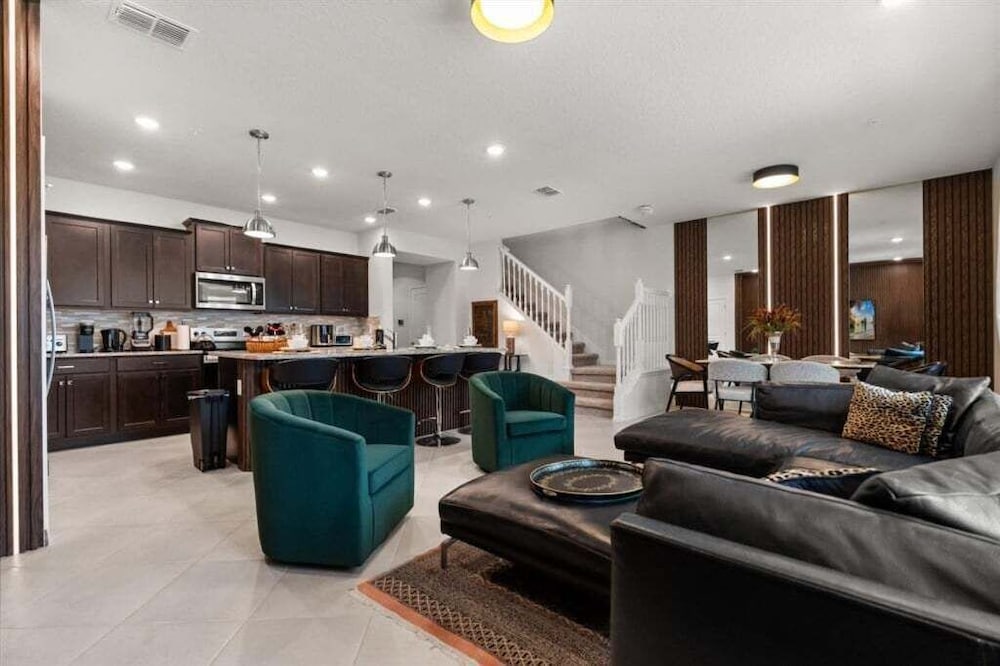 Stunning Resort Beautiful 5 Bed With Private Pool 5 Bedroom Townhouse