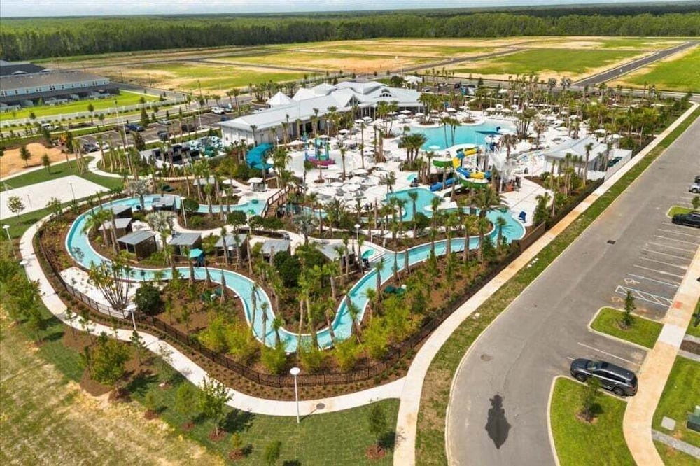 Mickey's Movie Mogul Theme Fun House! 7 Bedroom Villa