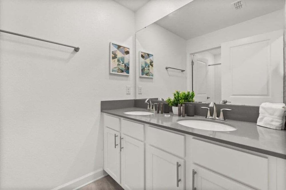 4 Bed Town Home With Pool Champions Gate 4 Bedroom Townhouse