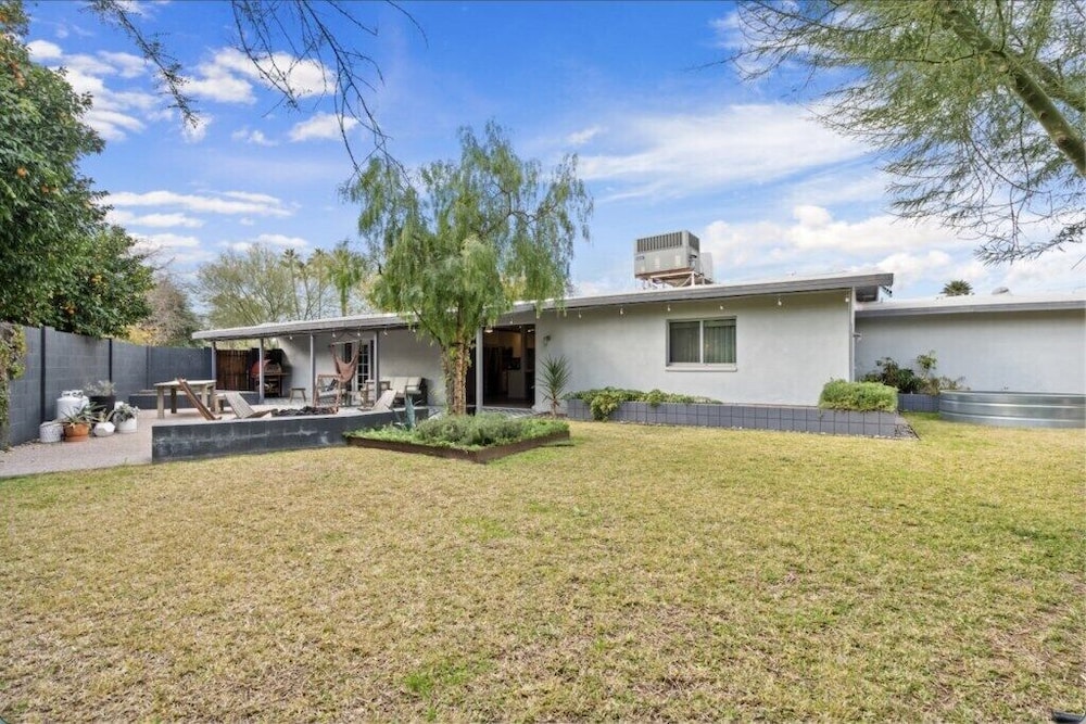 Mid Century Stunner by Homeslice Stays
