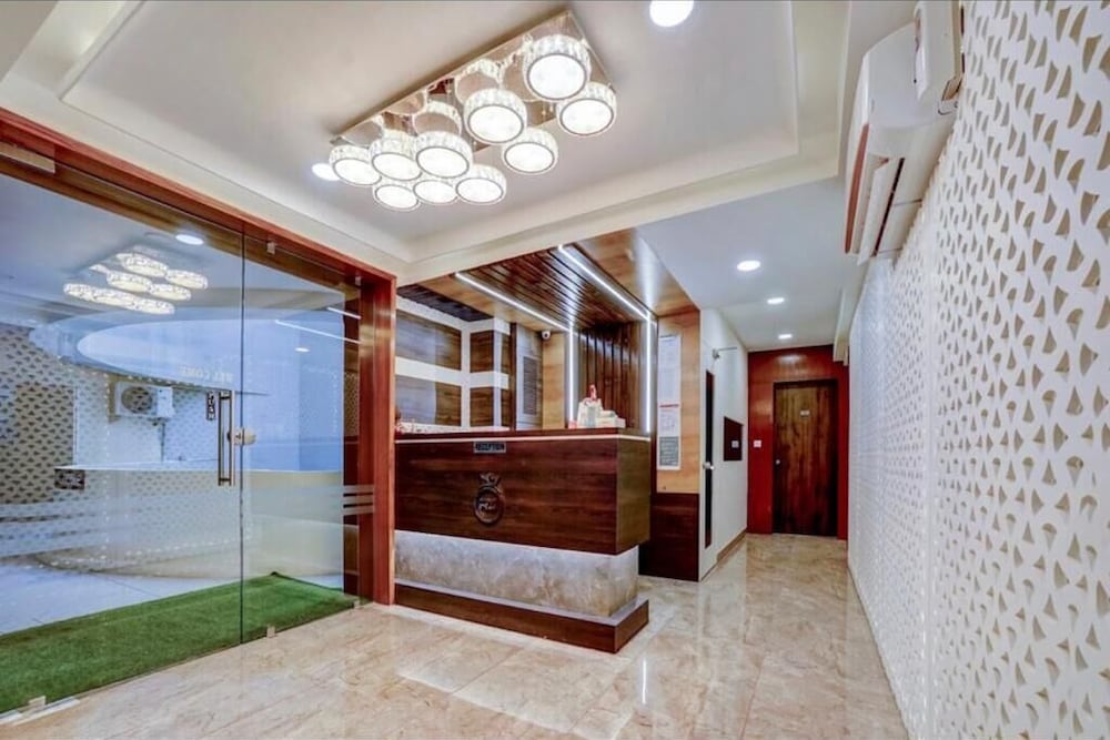 HOTEL RJ RESIDENCY C.G.ROAD