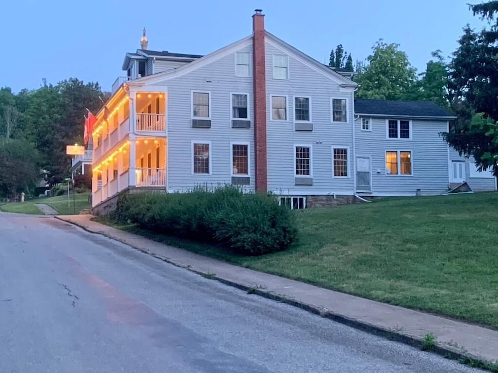 South Landing Inn Niagara on the Lake