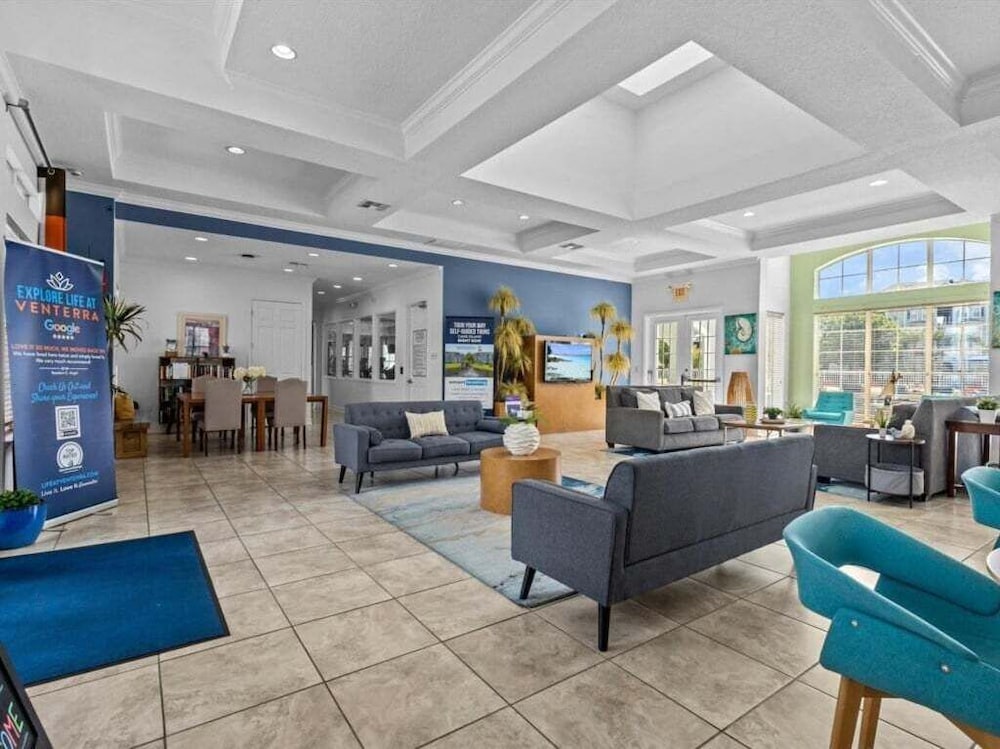 Beautiful 1st Floor Condo In Gated Cane Island, Close To Parks 2 Bedroom Condo