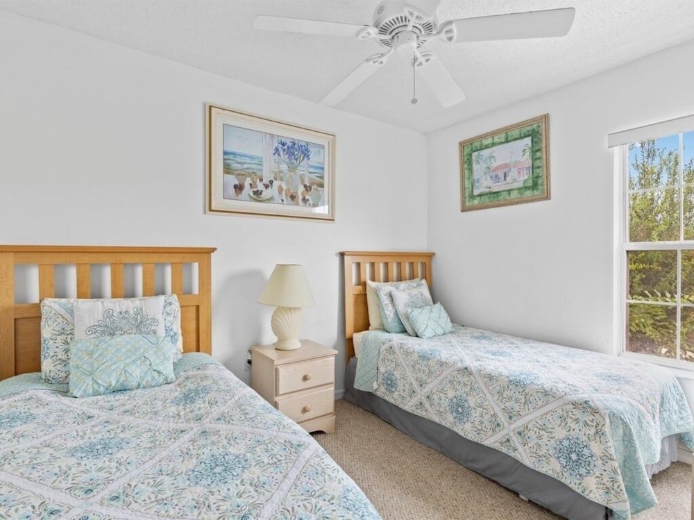 Close To Parks Resort Home 3 Bedroom Townhouse view 5