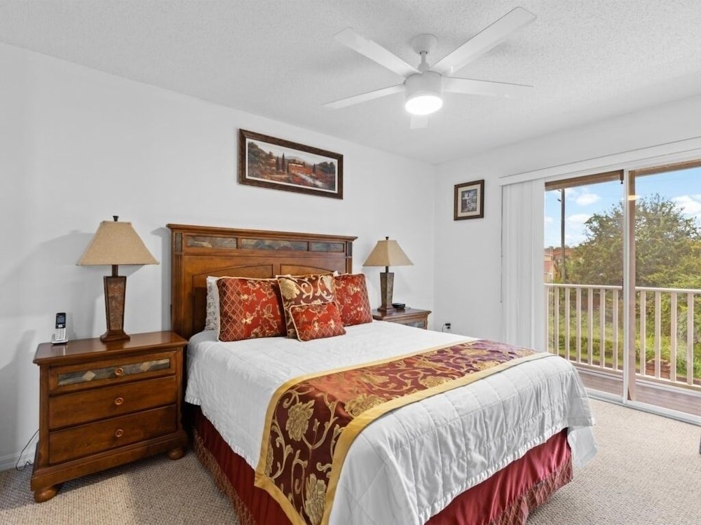 Close To Parks Resort Home 3 Bedroom Townhouse view 4